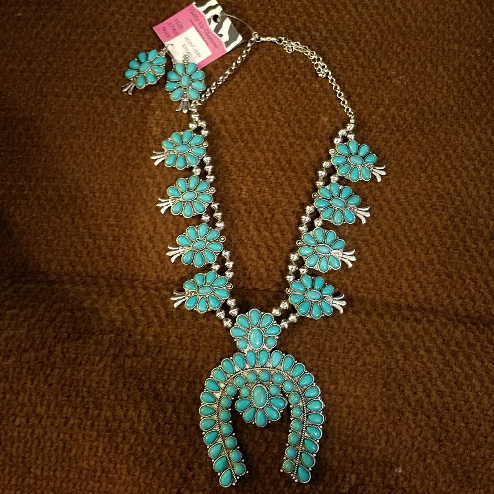 Squash Blossom Necklace w/ Earrings